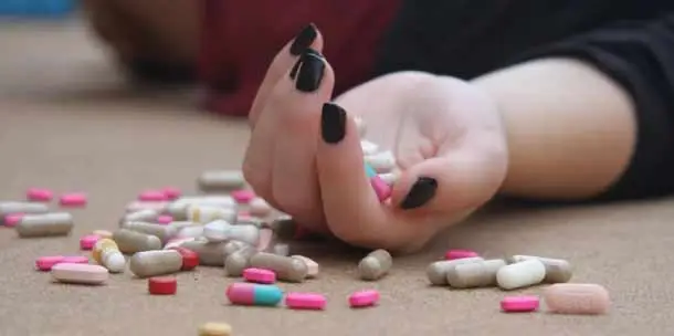 Delito de Inducción al Suicidio