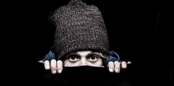 Qué es la violación de habitación ajena